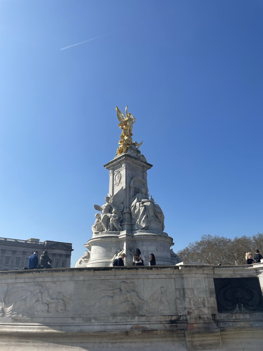 cosmic cowgirl 🪩🤠 tweet media