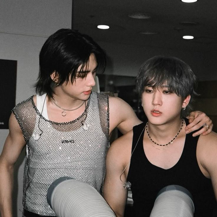 NPOMV | Zine tweet media