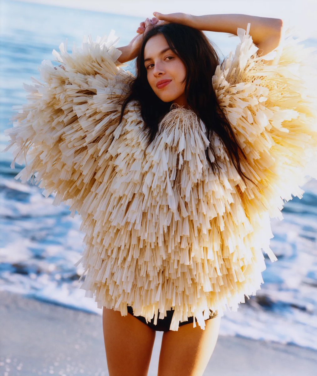 Olivia Rodrigo Daily tweet media