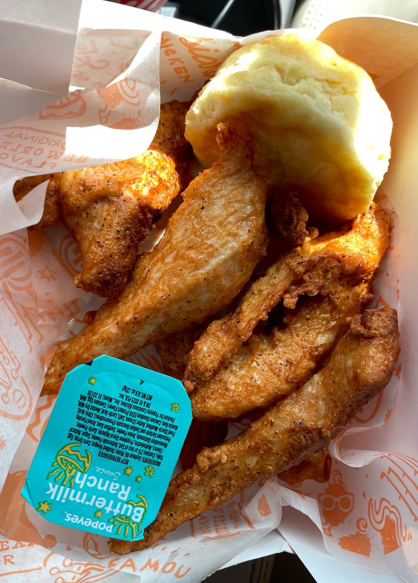 🅚🅐🅡🅐 tweet media