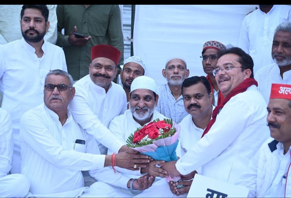 Samajwadi Party tweet media