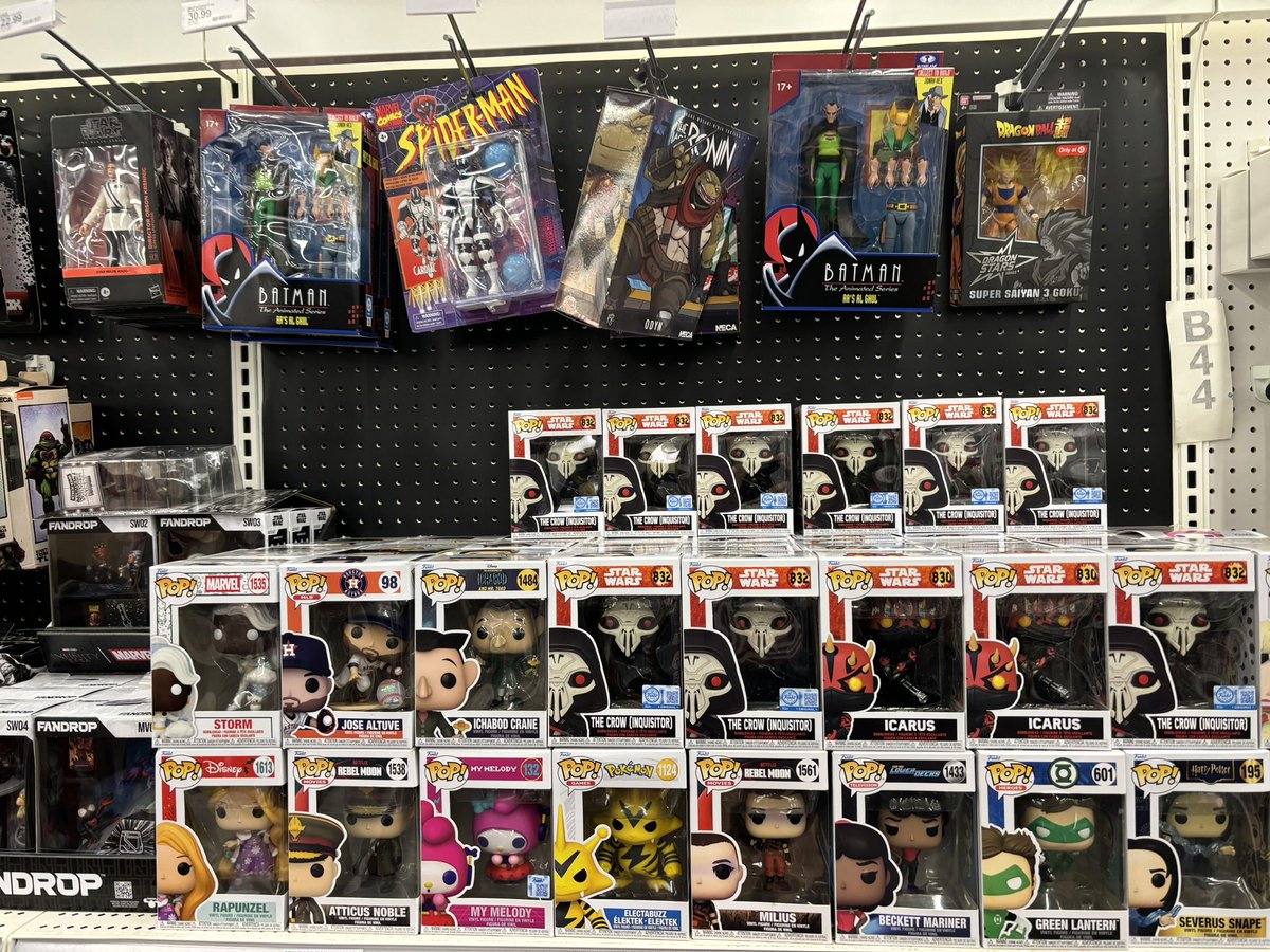 POP CULTURE JUNKIE tweet media