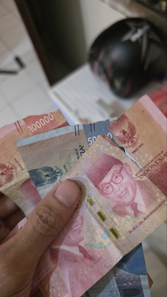 ─ henz dé shioo 🦅 tweet media