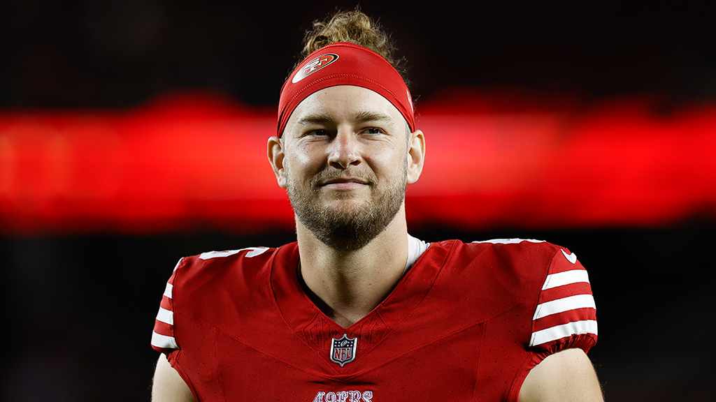 Around The NFL tweet media