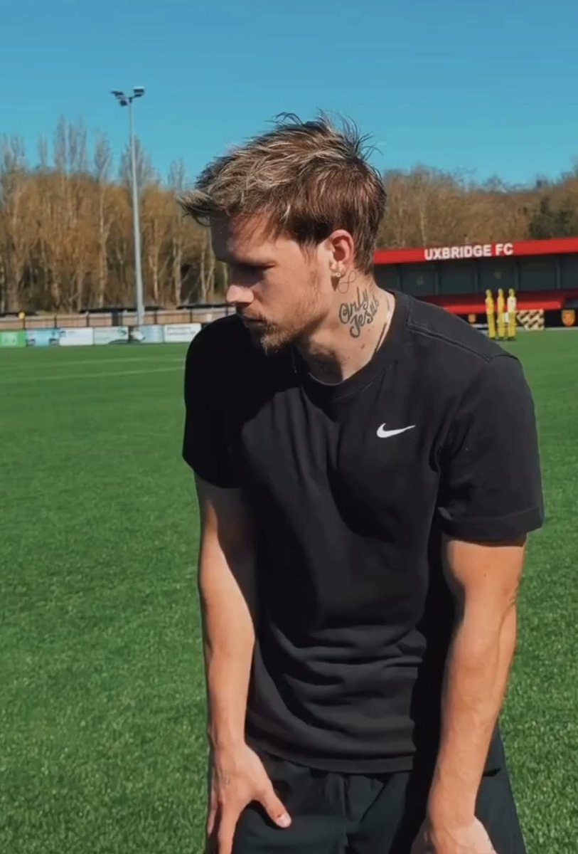 The Touchline | 𝐓 tweet media