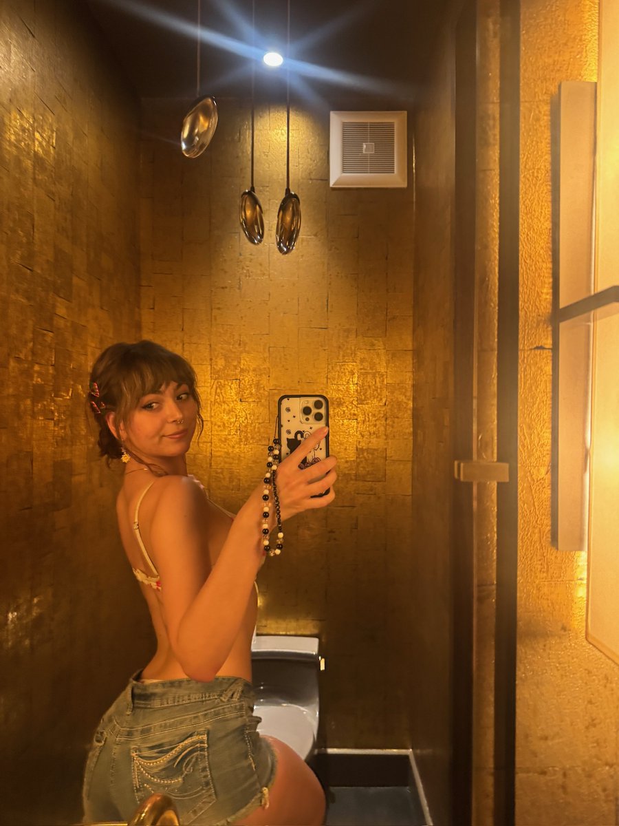 Rows Vee Backup ^_^ tweet media