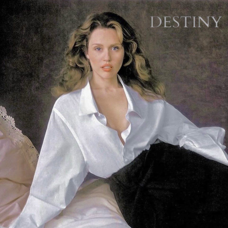 Miley Base tweet media