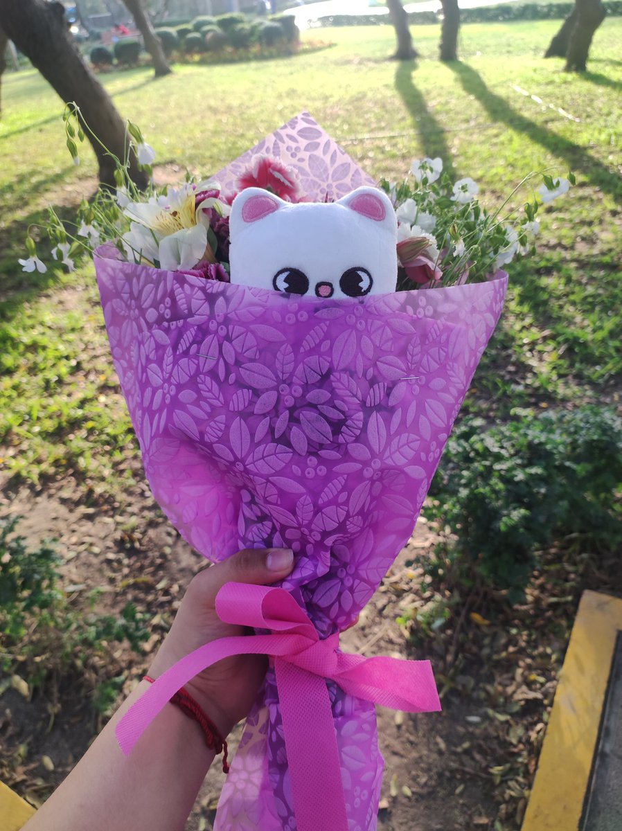 star_loki_'s tweet photo. Feliz cumpleaños a mi Jinnie 🎆🎂🎇🥳✨, lo amo mucho 😭🥰❤️.

ETERNAL MUSE HYUNJIN
#현진아_너라는_계절을_사랑해
#HyunjinsCanvasOfLove
#HappyHyunjinDay https://t.co/PkzMnKPzXs