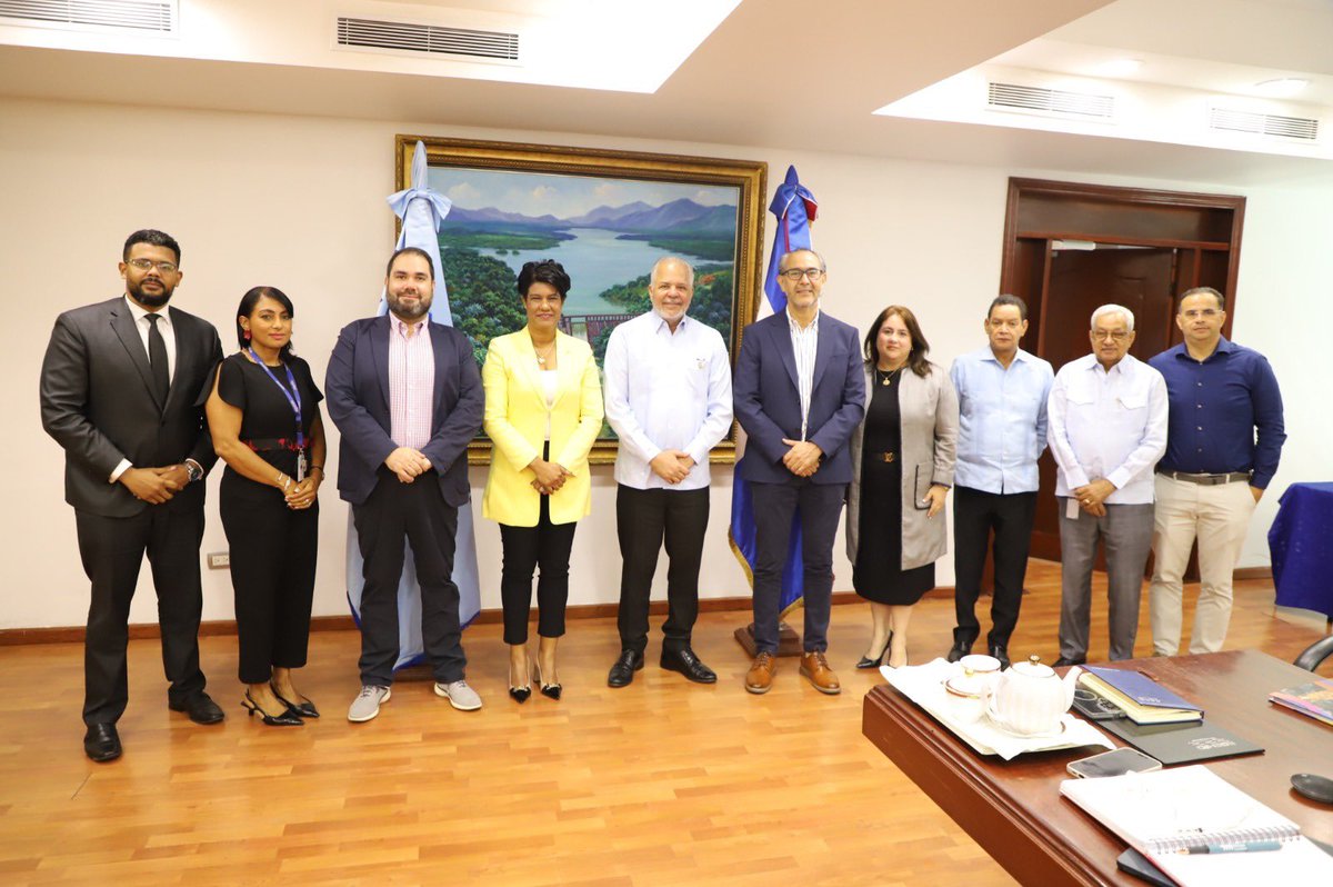 EgehidRD tweet media