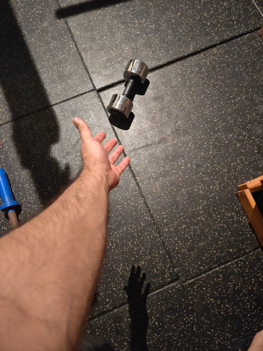 حَمَدْ tweet media