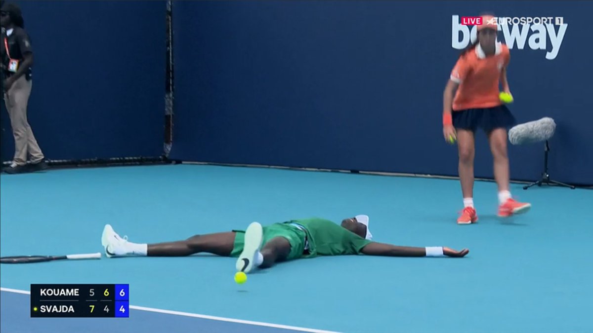 🇮🇴 tweet media