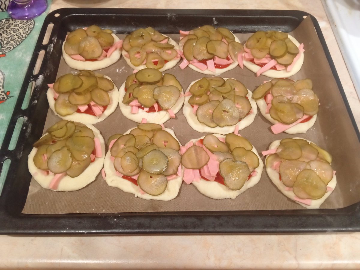 ВеликоДушный tweet media