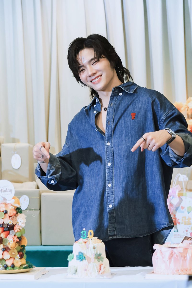 TPPSNAP19's tweet photo. / 2026.03.14 |× 

𝑯𝒂𝒑𝒑𝒚 𝒃𝒊𝒓𝒕𝒉𝒅𝒂𝒚 ꒰🎂꒱ ♡ 19.03.2026

~ สุขสันต์วันคล้ายวันเกิดน้า ขอให้เป็นวันเกิดที่ดีอีกปี คิดสิ่งใดสมปรารถนา สมความตั้งใจหวังเลย มีคนรัก และเอ็นดูเพิ่มขึ้นๆ 🫶🏻 

♡ : @PpiyawatT

#TOPPiYAWAT30thYOUNGJAEW
#tppiyawat #toppiyawat https://t.co/bFLD9q2rVE