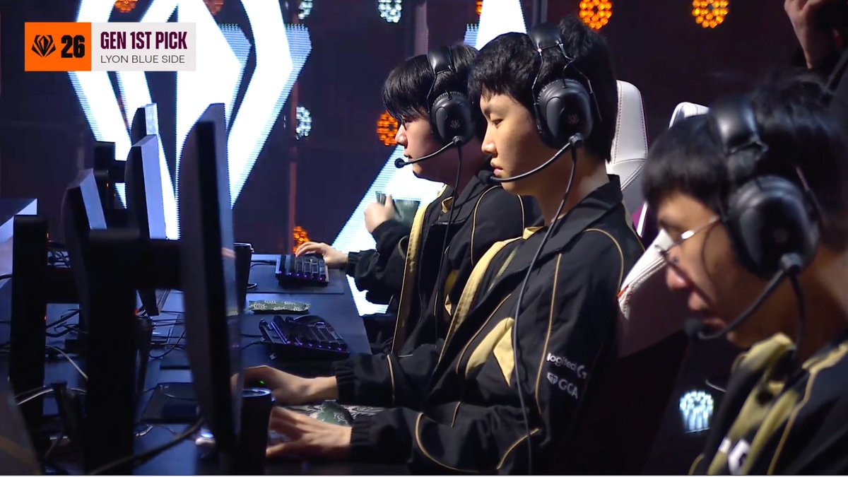 Logitech G esports tweet media