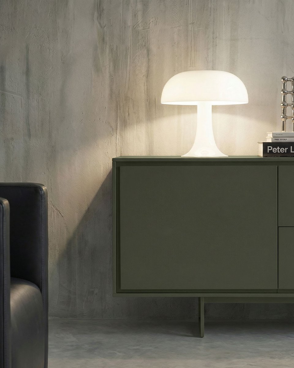 LivareaBerlin's tweet image. Purer Minimalismus trifft auf sattes Olivgrün.
Das Novamobili Sideboard Schatten ist ein echtes Statement-Piece. Durch die filigranen Füße und die Schattenfuge scheint es förmlich zu schweben.

livarea.de/novamobili-sid…

#Sideboard #InteriorDesign#minimalismus #Livarea #DesignMöbel