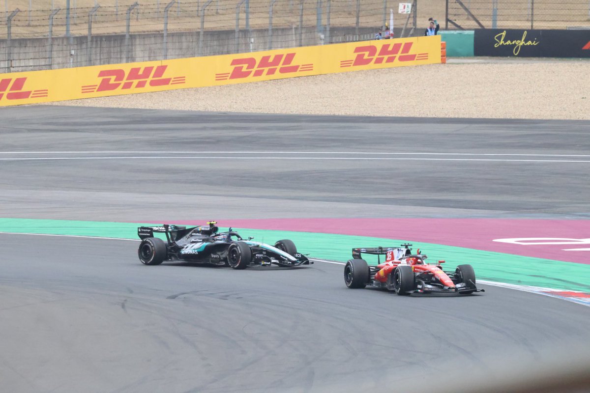 很离谱吗？是的很离谱🤣 tweet media