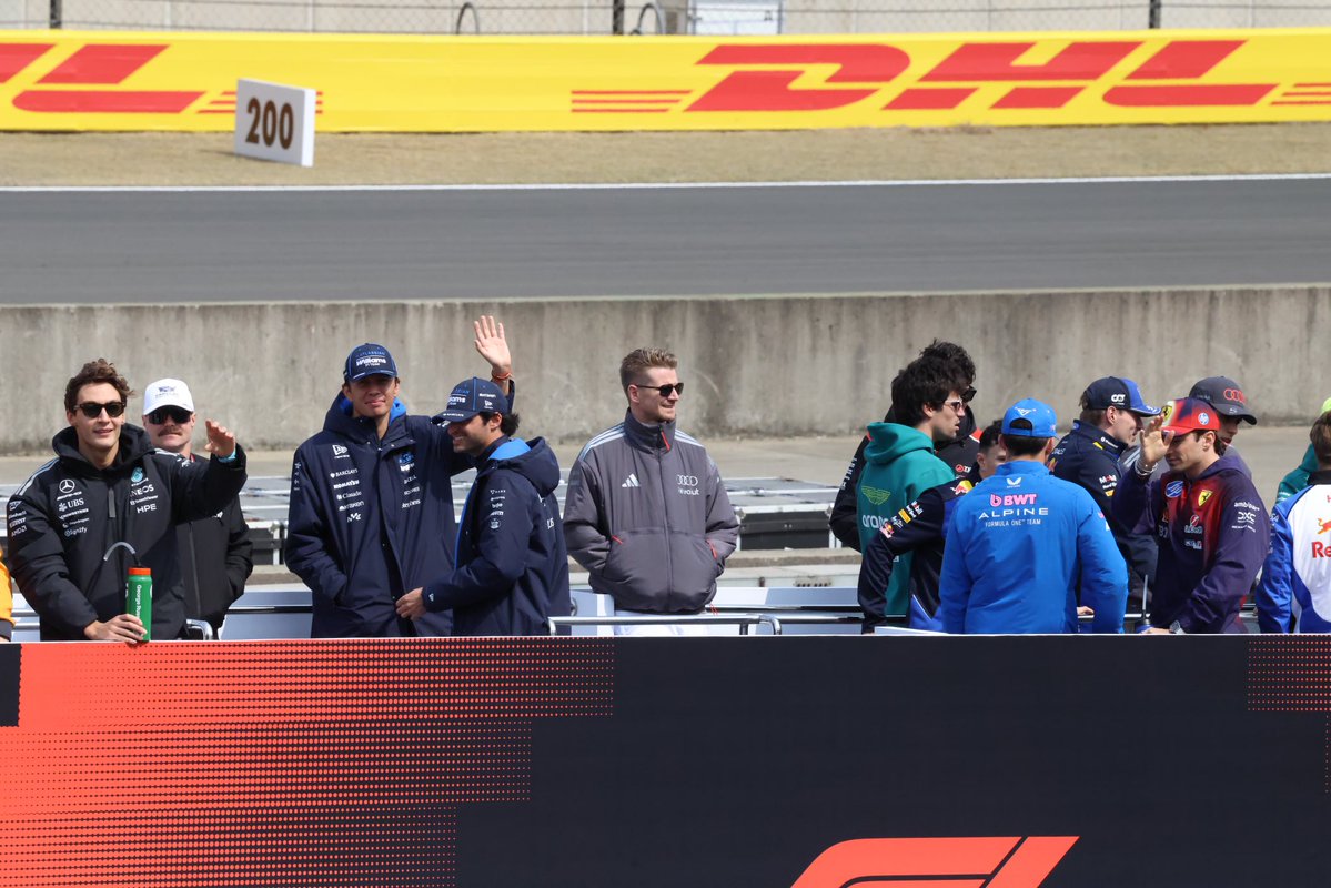 很离谱吗？是的很离谱🤣 tweet media