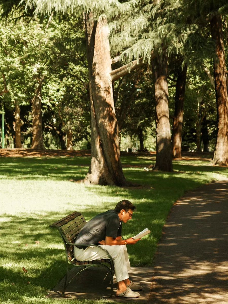 Nationalist tweet media