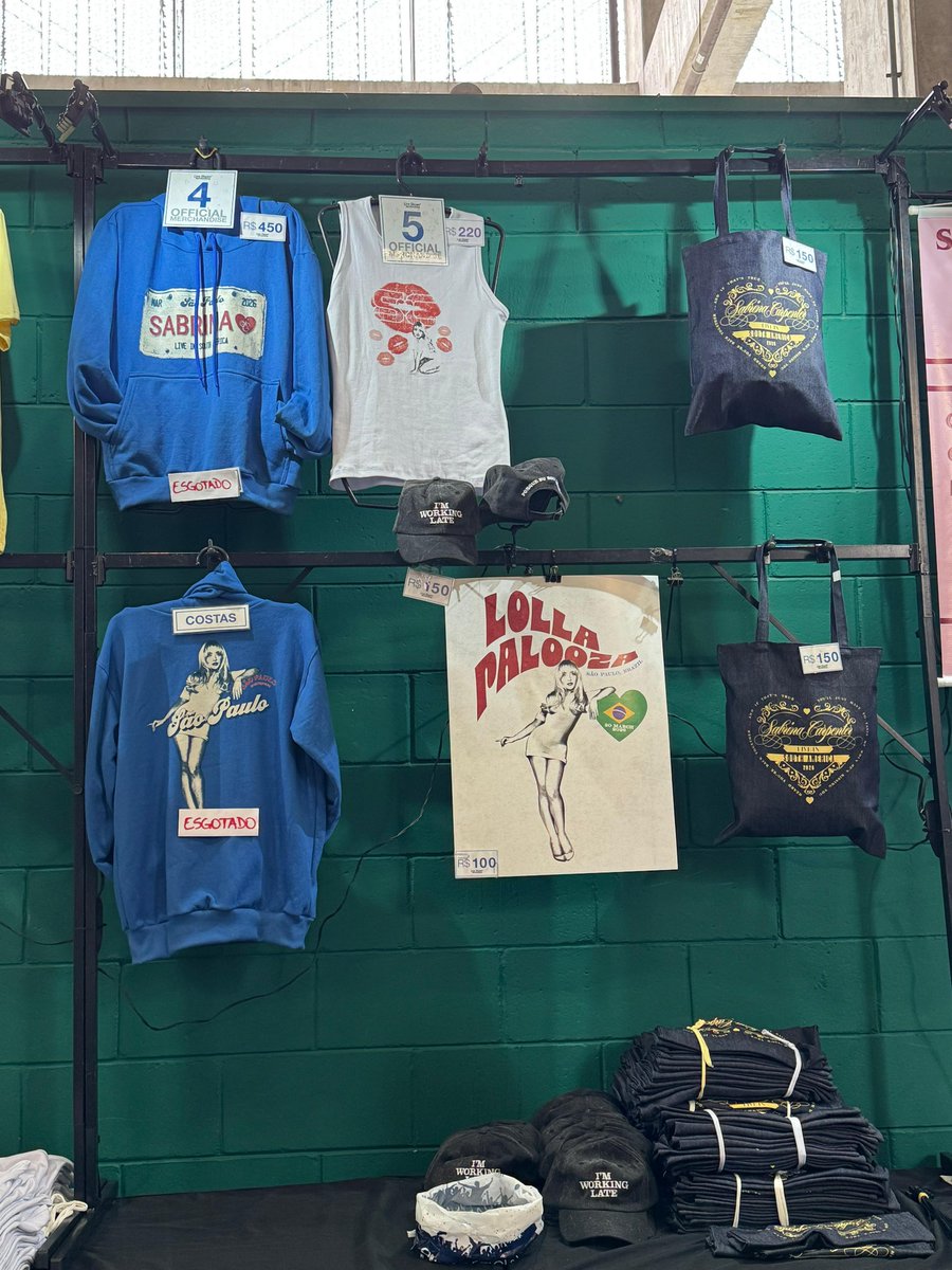 We In The Crowd tweet media