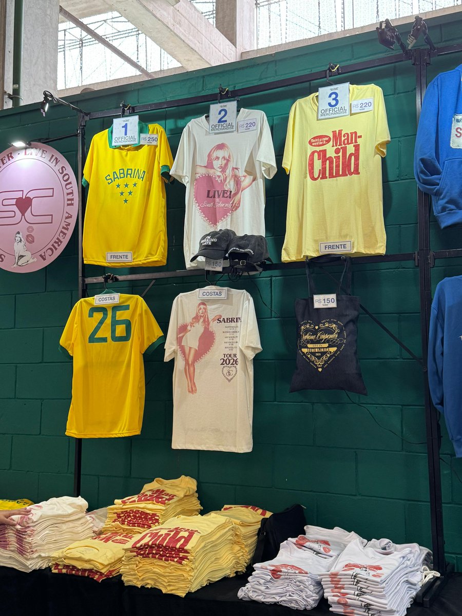 We In The Crowd tweet media