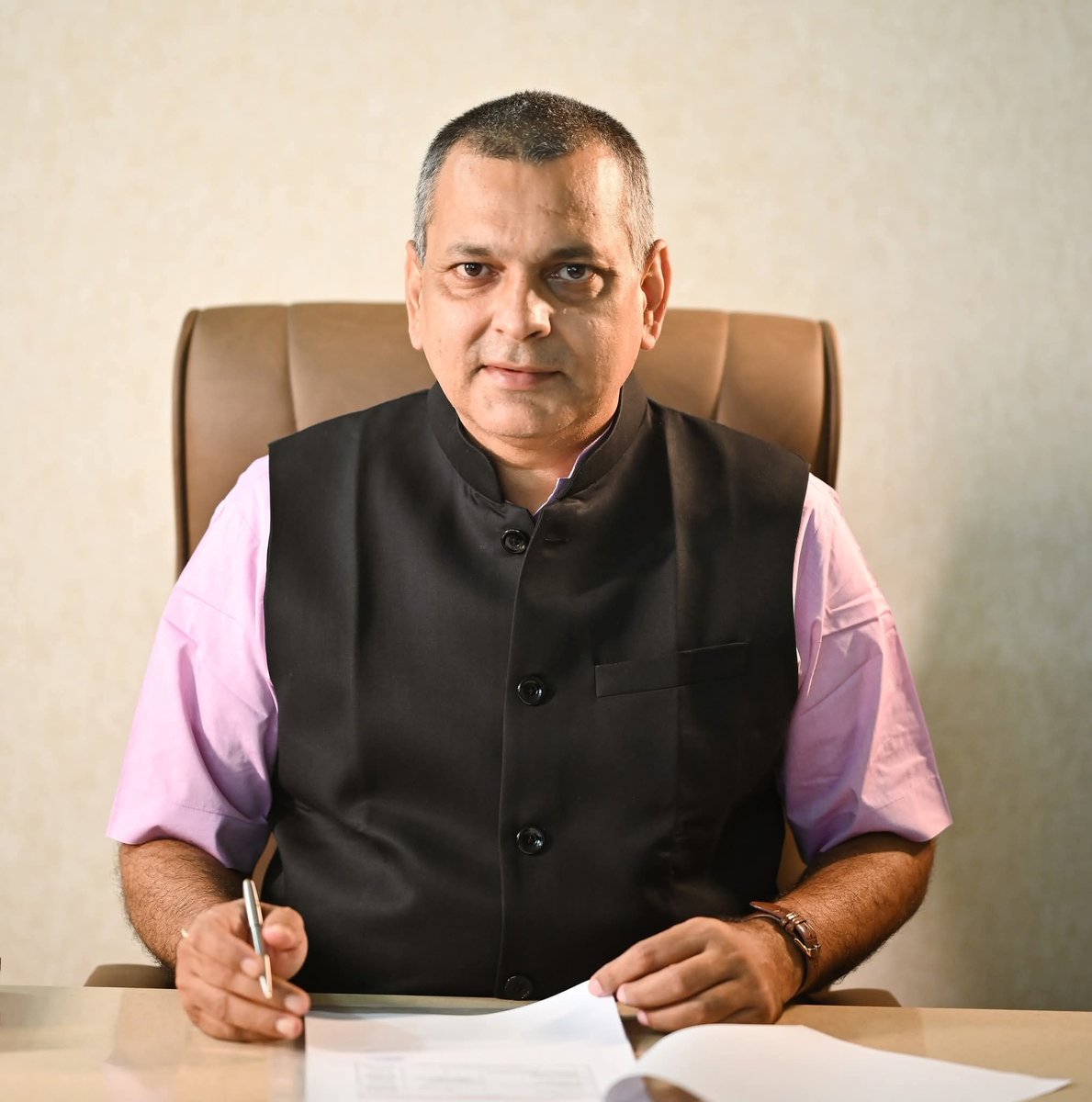 Kaushik Rai Expresses Gratitude to Lakhipur People, Vows Continued Development krctimes.com/news/kaushik-r…