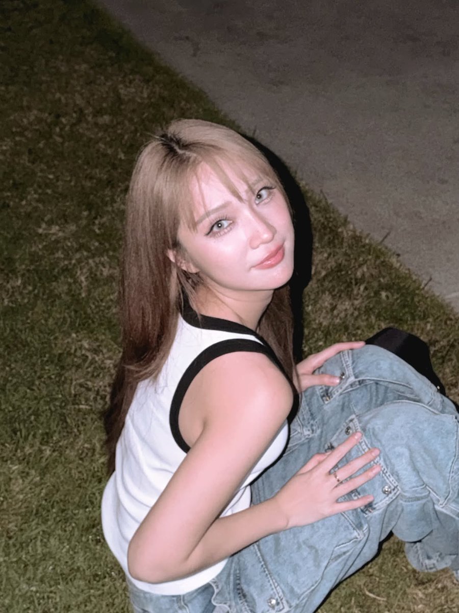 เบบี๋ทานตะวัน tweet media