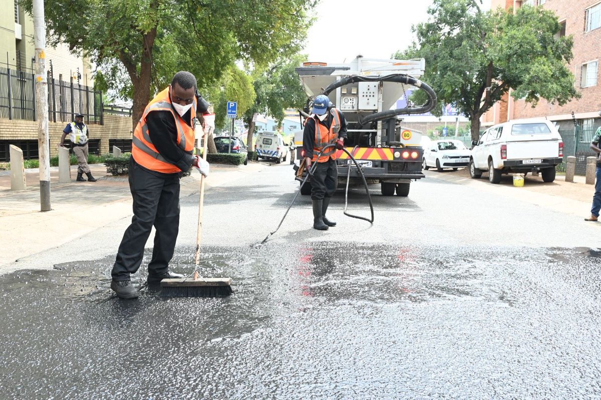 Dr Nasiphi Moya tweet media