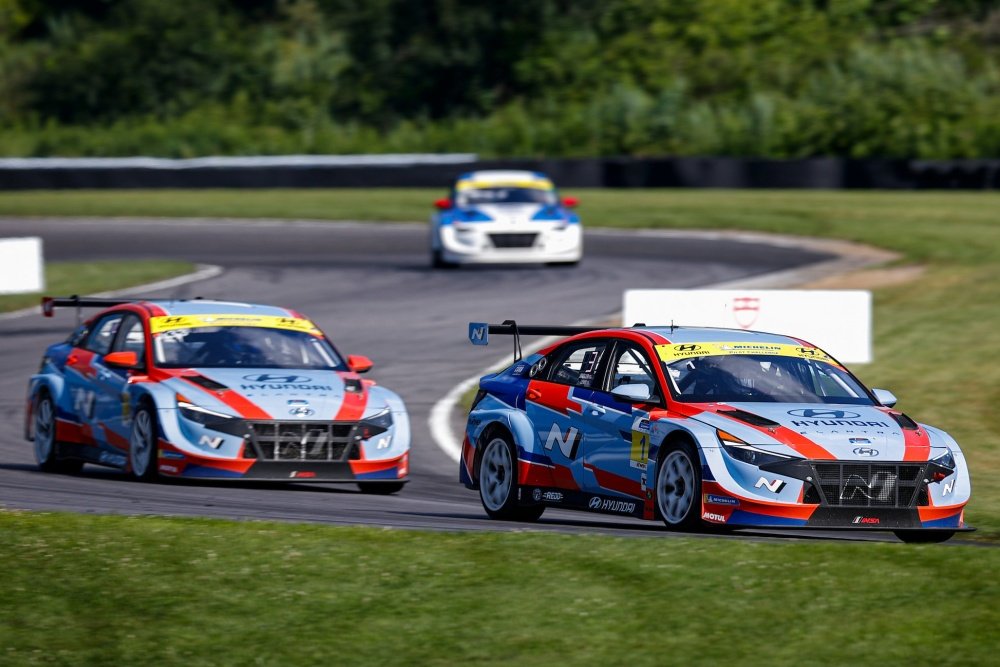 Dailysportscar News tweet media