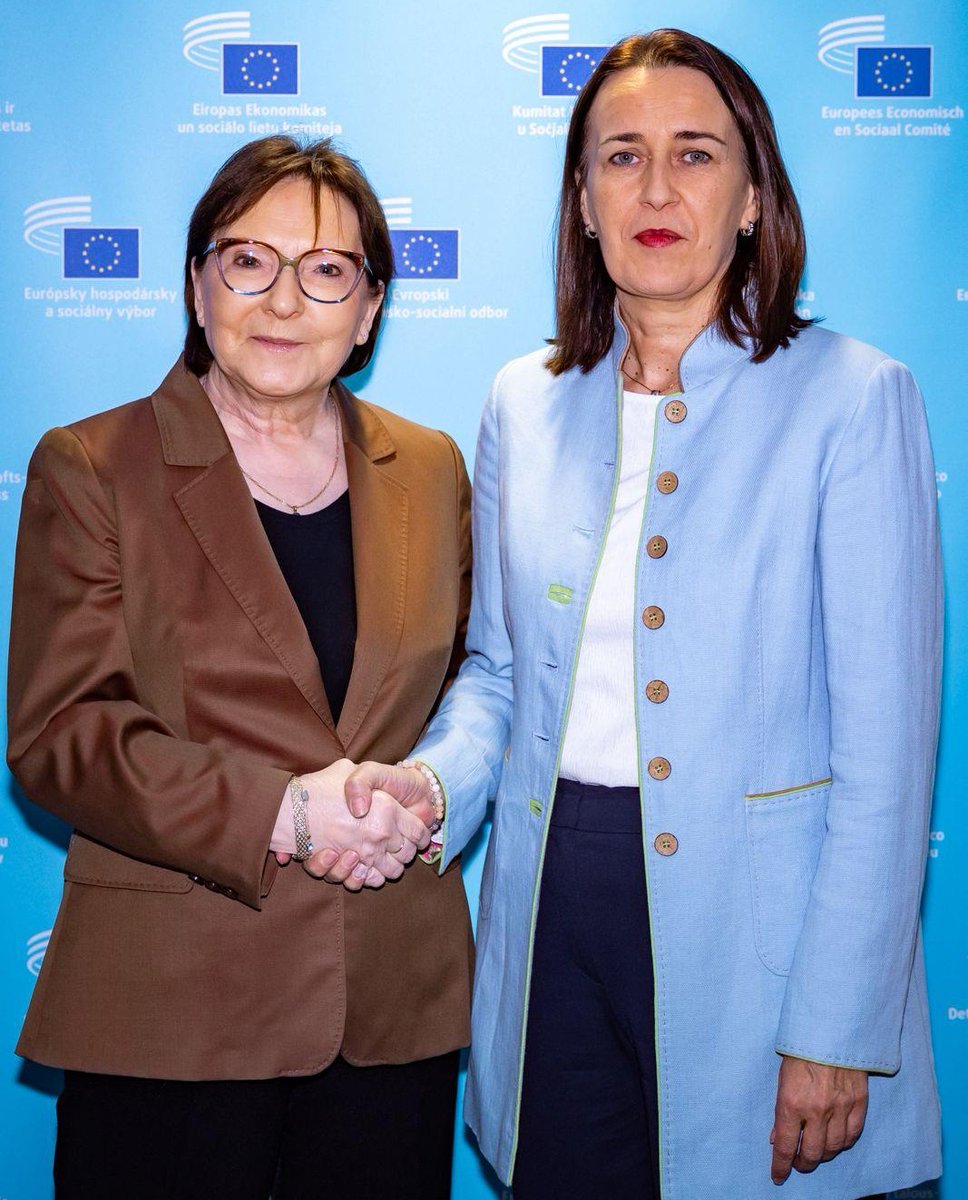 EESC PRESS tweet media