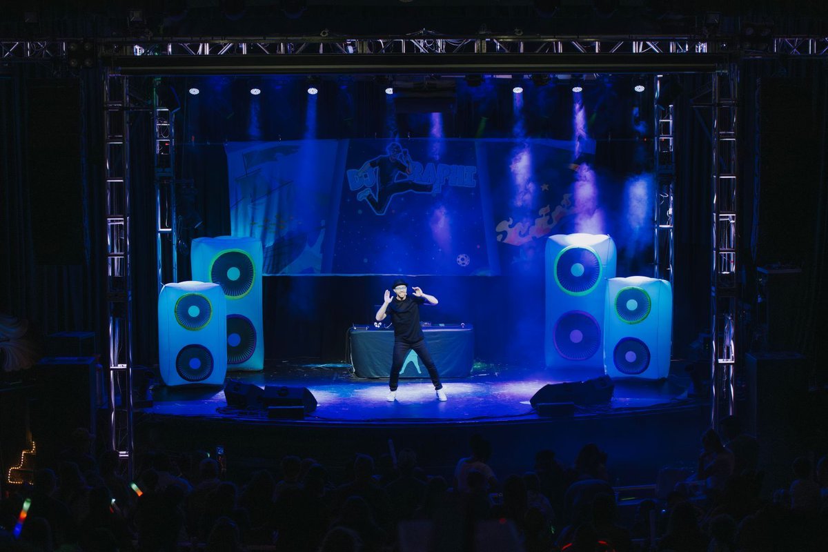granadatheater's tweet photo. THANK YOU SO MUCH to the Moms, Dads, Grandmas, Grandpas, Aunts, Uncles, Brothers, and Sisters who joined us at Granada Theater for an AMAZING evening of Song, Dance, and Fun with DJ Ralphi! (🎶Still singing "Head, Shoulders, Knees &amp; Toes🎶) (📸by Ashlyn Quiett Photo) https://t.co/AQzuqH1ZmY
