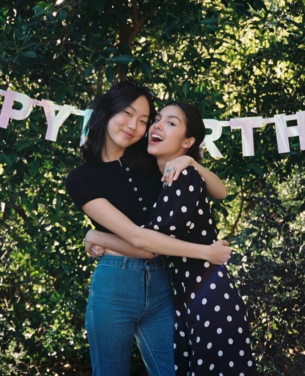 Olivia Rodrigo Daily tweet media