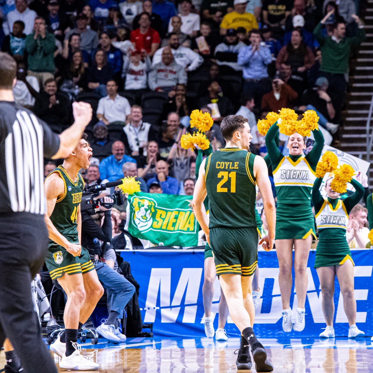 Siena Basketball tweet media