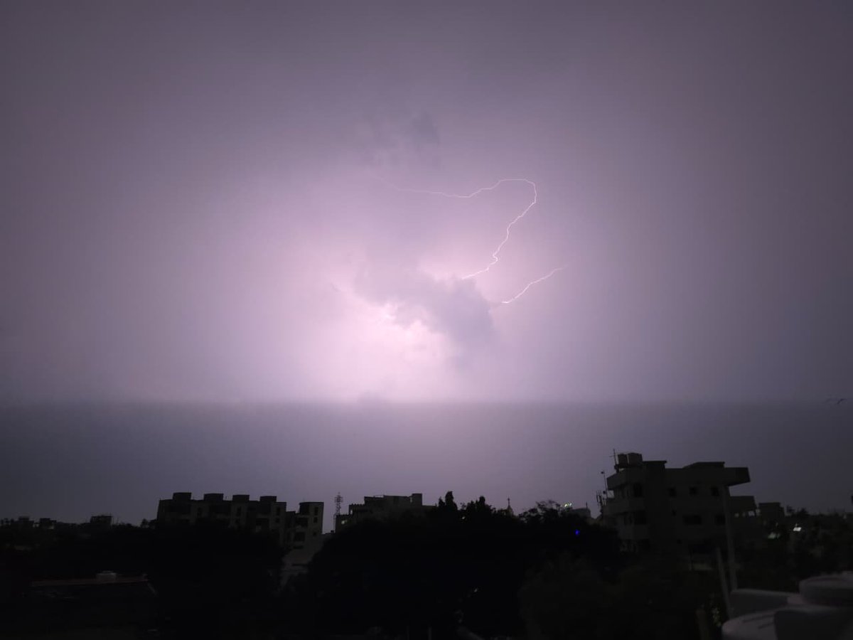 Deccan Chronicle tweet media