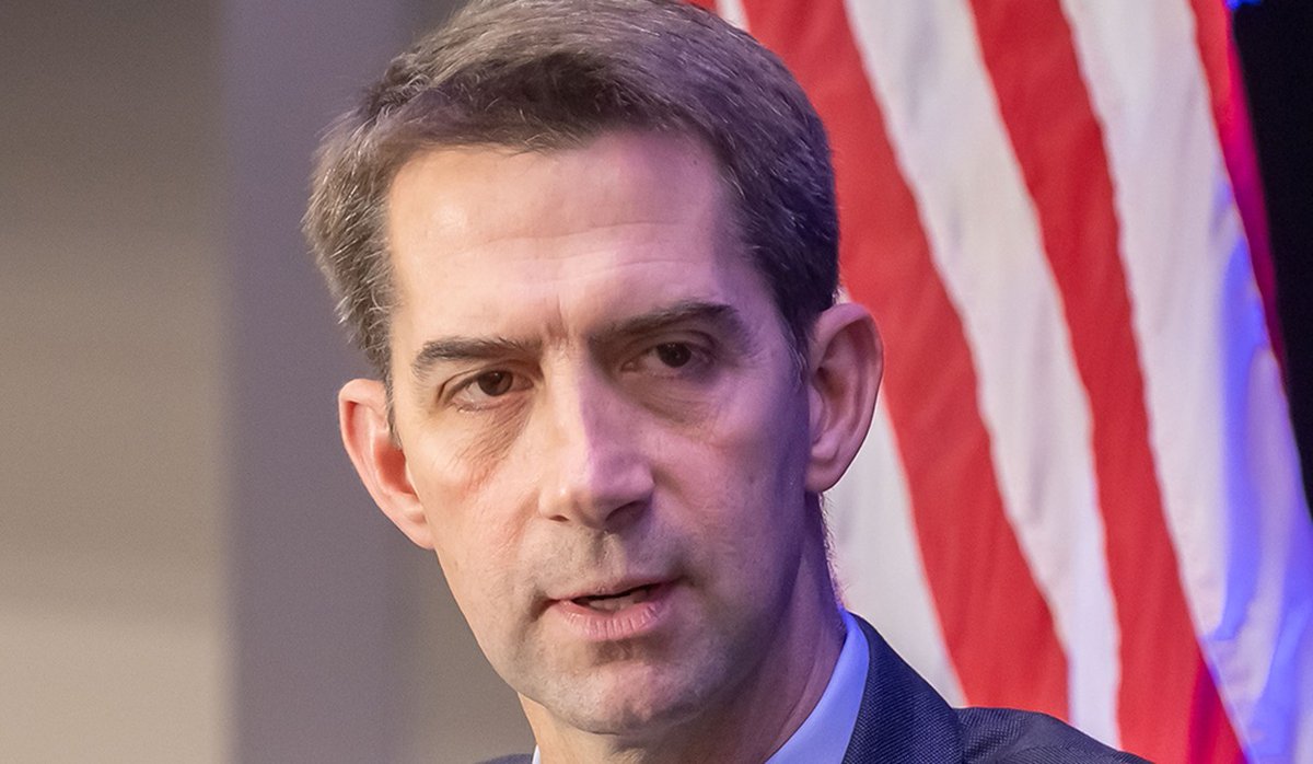 GOP Senate Conference Chair Tom Cotton faces criticism for comparing Trump’s Iran approach to Eisenhower’s WW2 progress. The piece breaks down the debate, Trump’s shifting Iran claims, and reactions from Reed Galen. Read more: ift.tt/CmYXgid