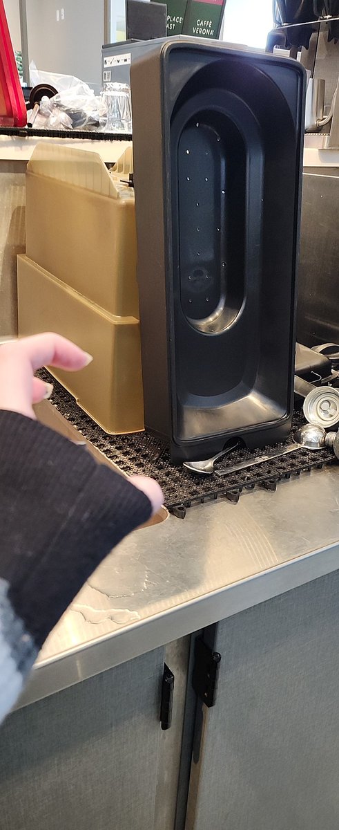 Gutsy 🌸💉 || 🔞 tweet media