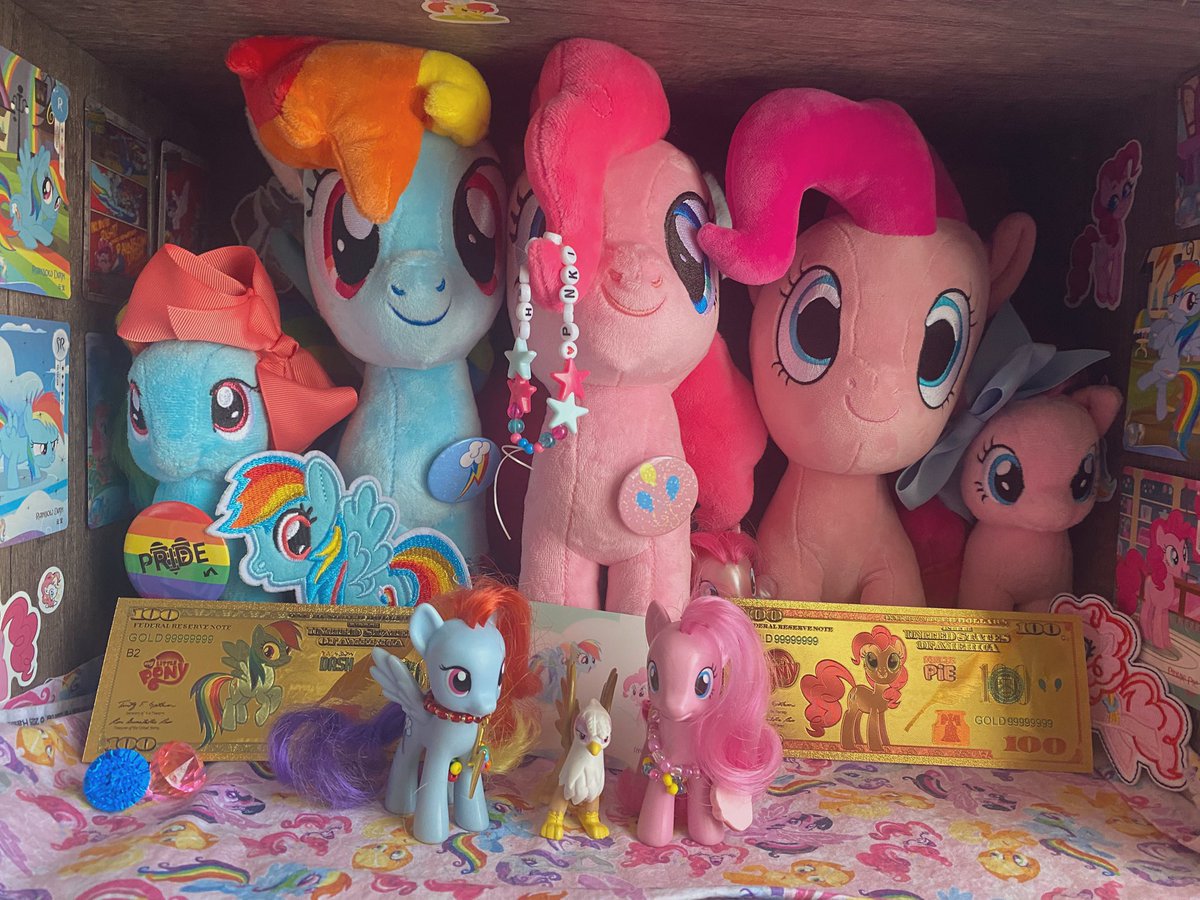 maxxine 🧁 tweet media