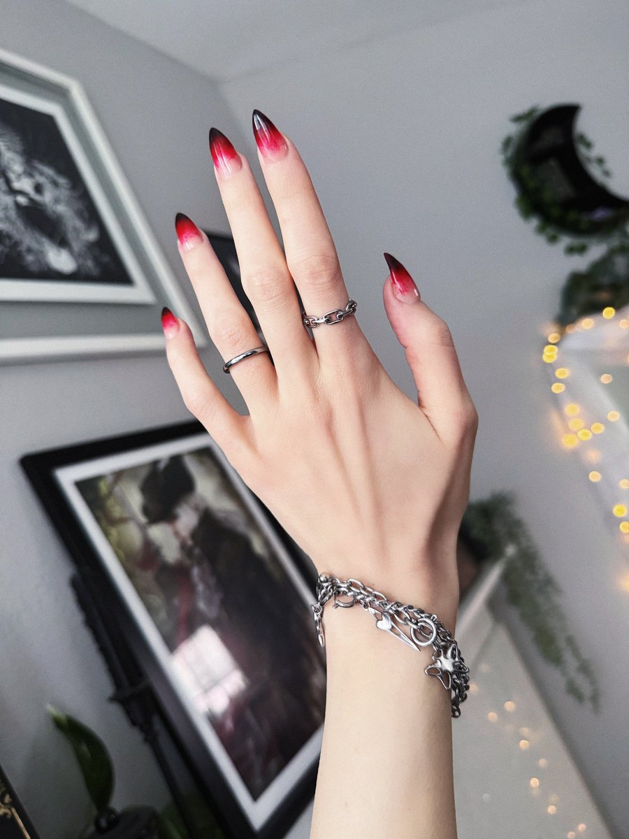 𝗩𝗜𝗦𝗖𝗘𝗥𝗔𝗘 🗡️🩸 tweet media