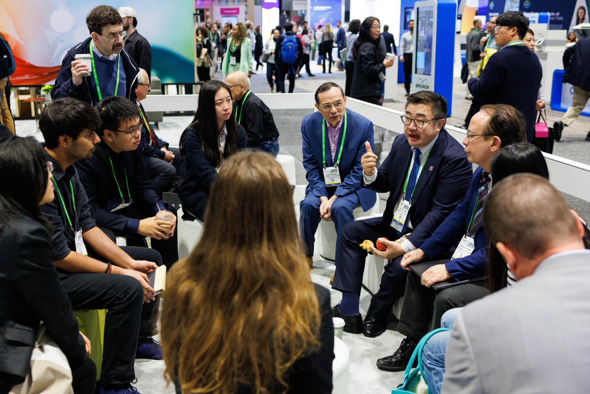 Clinical Cancer Research tweet media