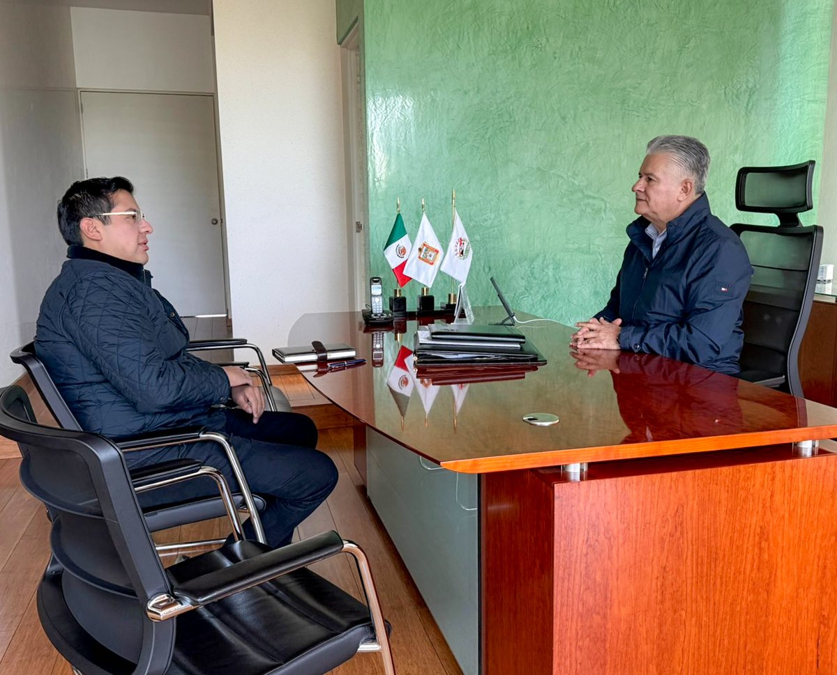 Herminio_CahueC's tweet photo. La concreción de acuerdos siempre abonará en el bienestar de los #Suteymistas; está tarde me reuní con Alfonso Adán Gil Morán, secretario general de la Sección #DIFEM #IMIEM y #JAPEM, y además, secretario de Control Estadístico del #CEE.
Charlamos de aspectos relevantes en beneficio de los servidores públicos de los organismos descentralizados que forman parte de nuestro querido #SUTEYM.
#SindicalismoDeLaManoContigo