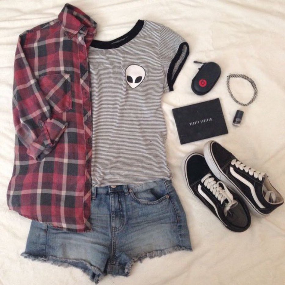 chicas acabo de alistar mi pinta para ver a lorde en el fep que les parece