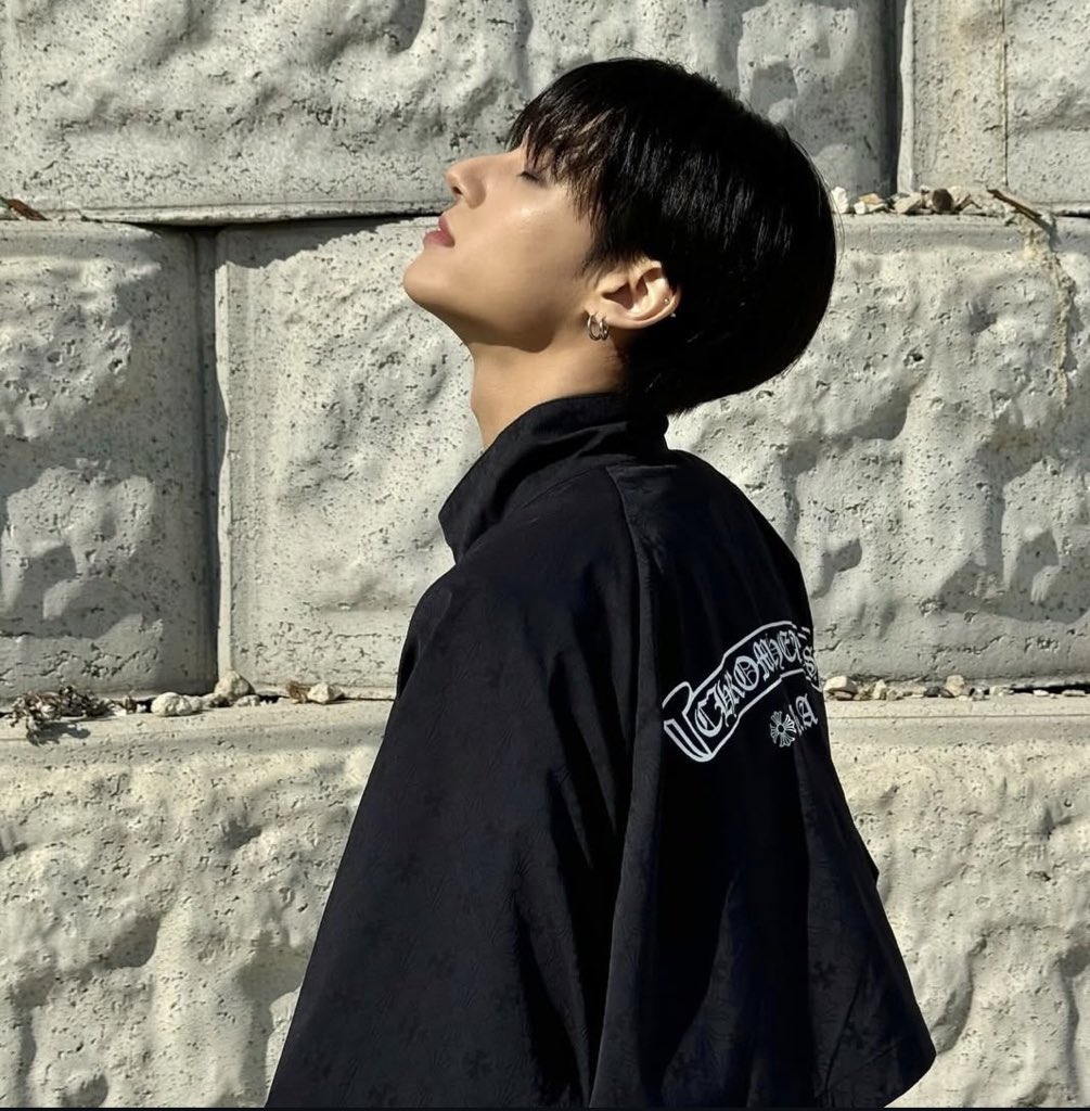 anna ☾ tweet media