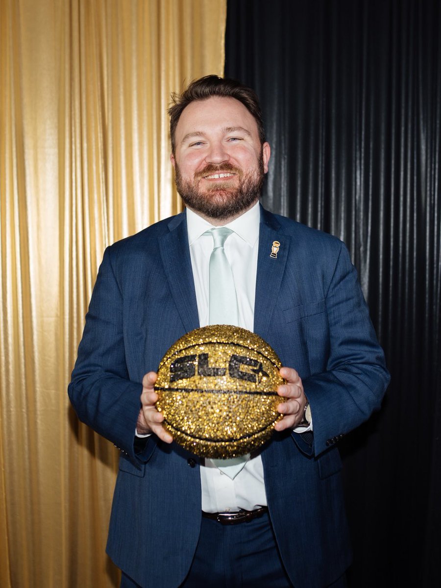 James Hill tweet media