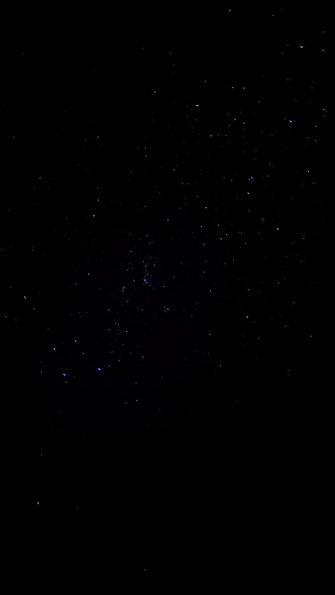 aska ✩ tweet media