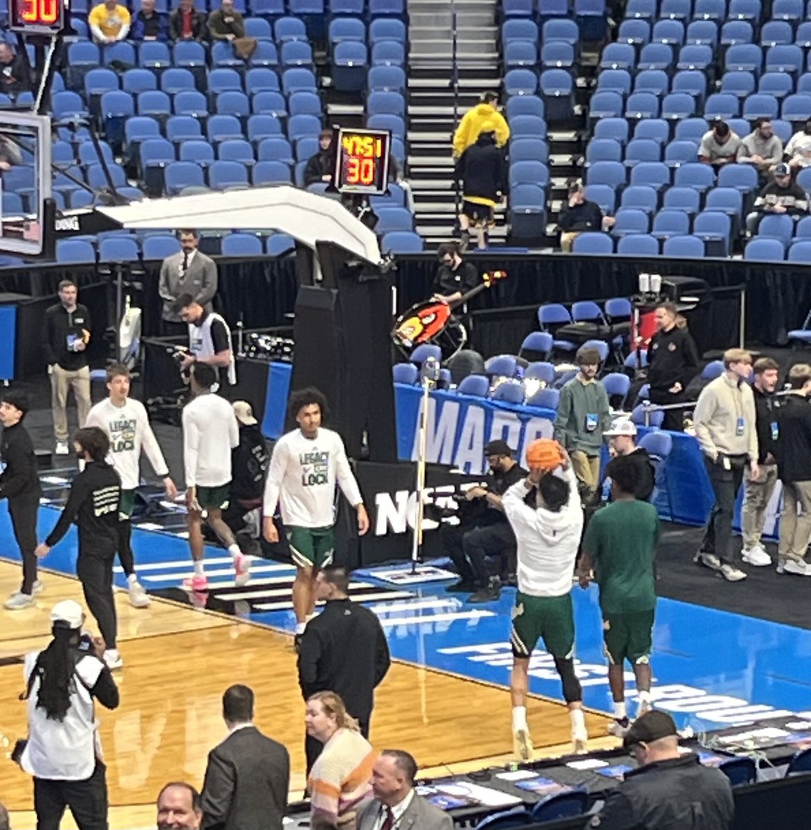 Michelle/Curtis Enis tweet media