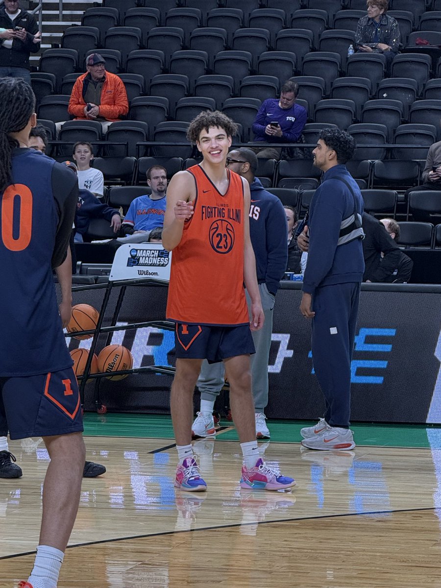 Ryan Baker tweet media