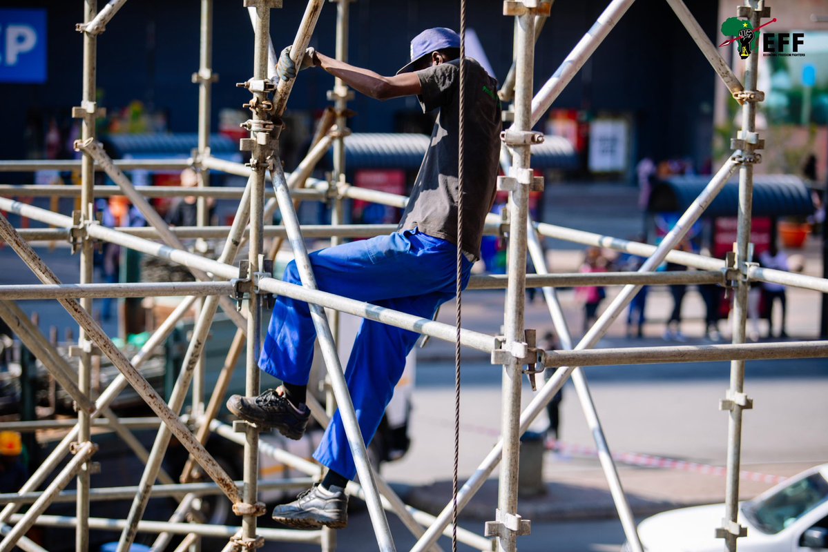 ♦️In Pictures♦️

Preparations are currently underway for the EFF Massive Voter Registration Campaign  Launch that will be taking place this Saturday, 21 March 2026 at Winnie Madikizela Mandela House.

#RegisterToVote In The 2026 Local Government Elections On The Following Link: