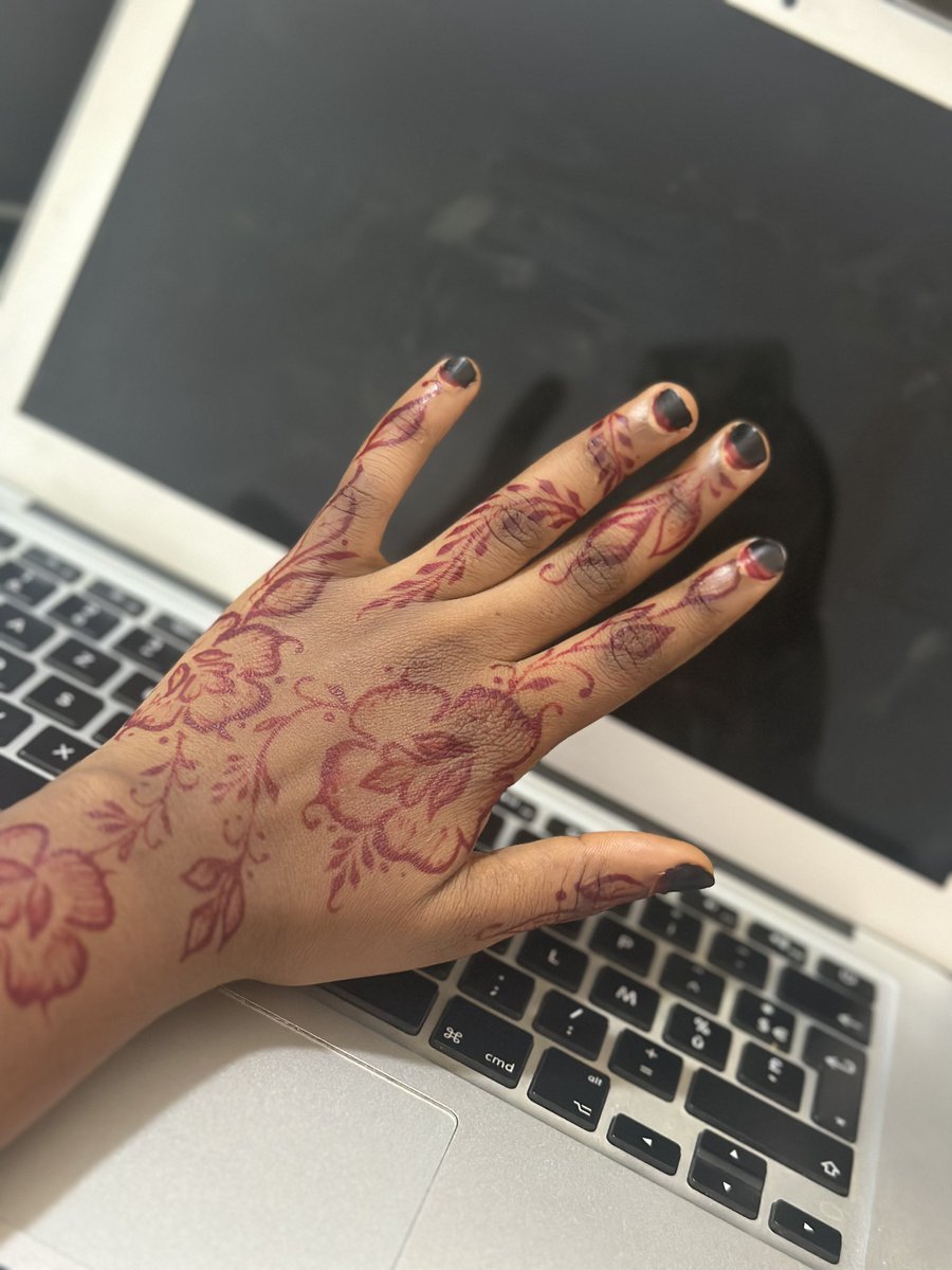 Anjola 🌺❤️ | UIUX designer | Framer developer tweet media