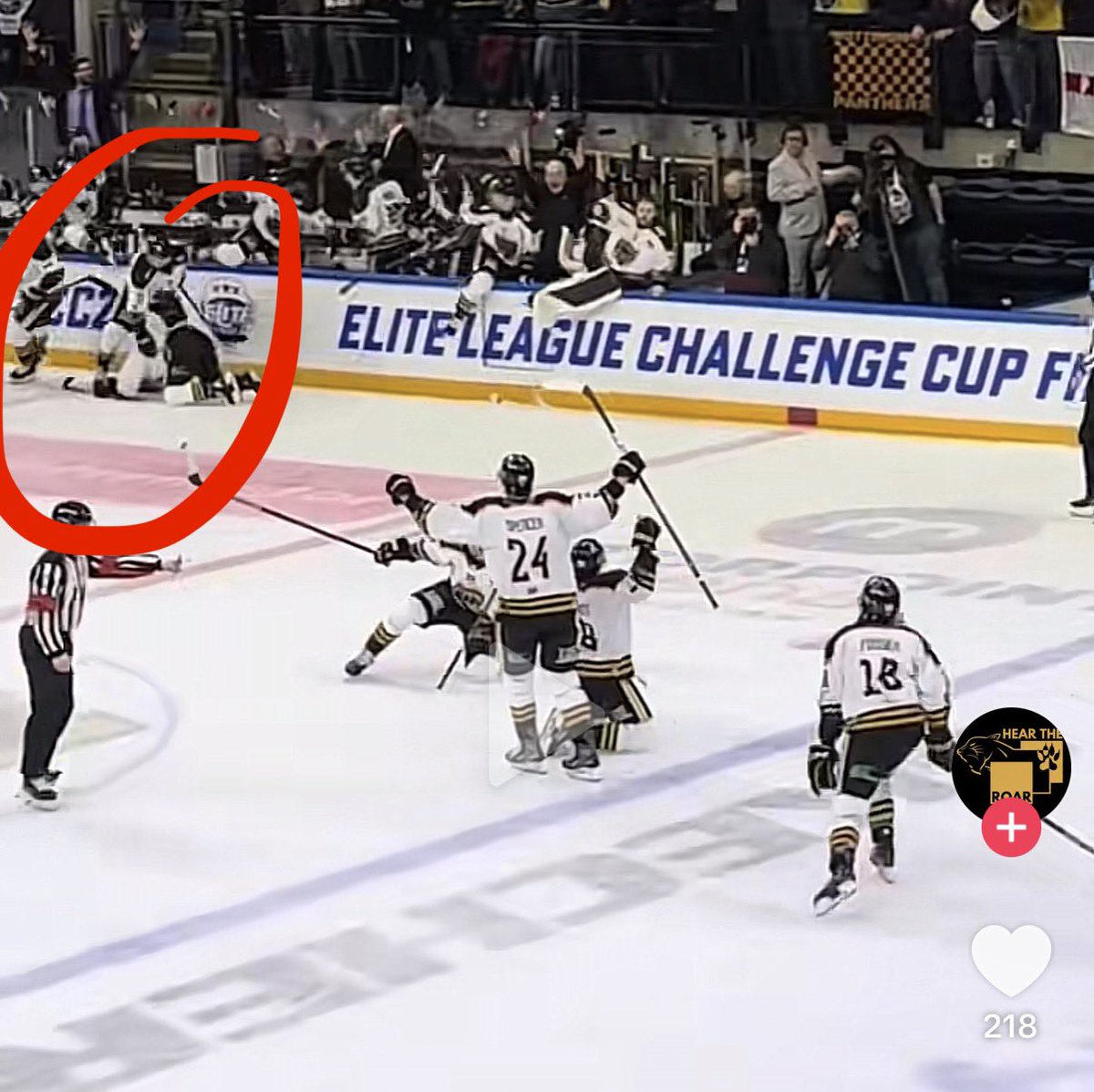 Phil Peake tweet media