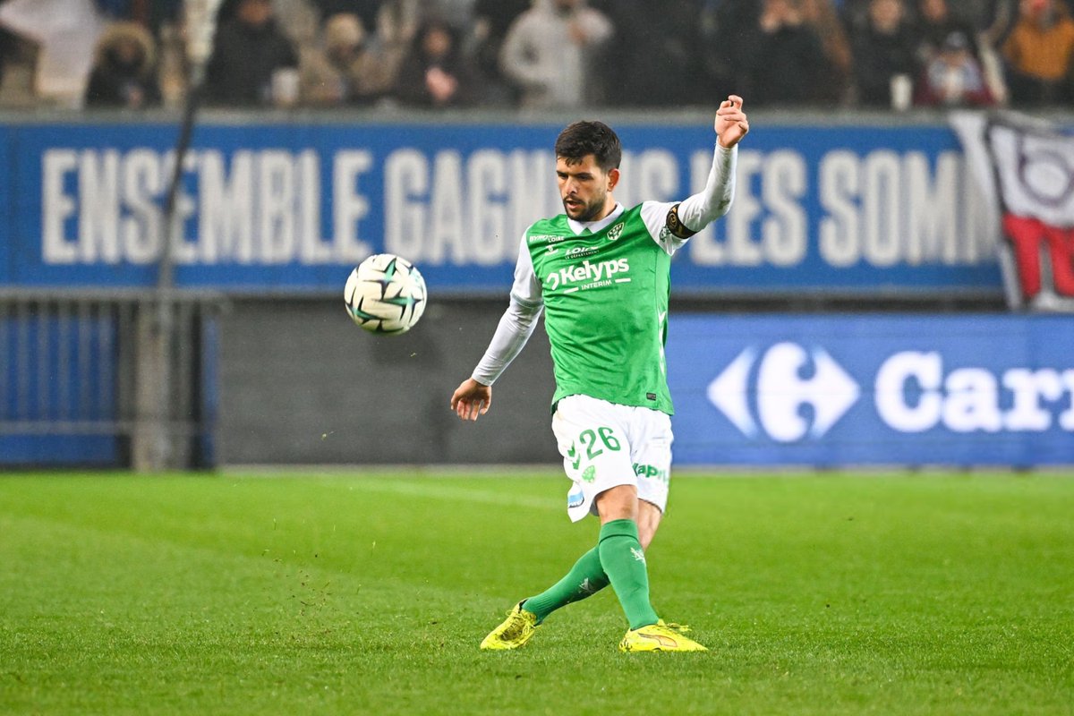 La Mise Au Vert tweet media