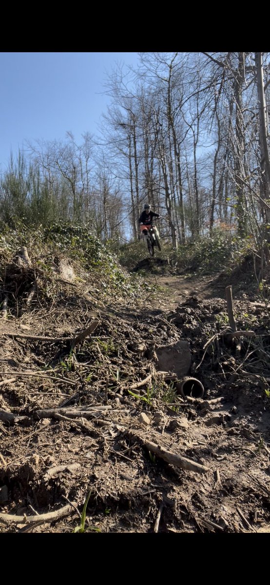 Julian Jones tweet media